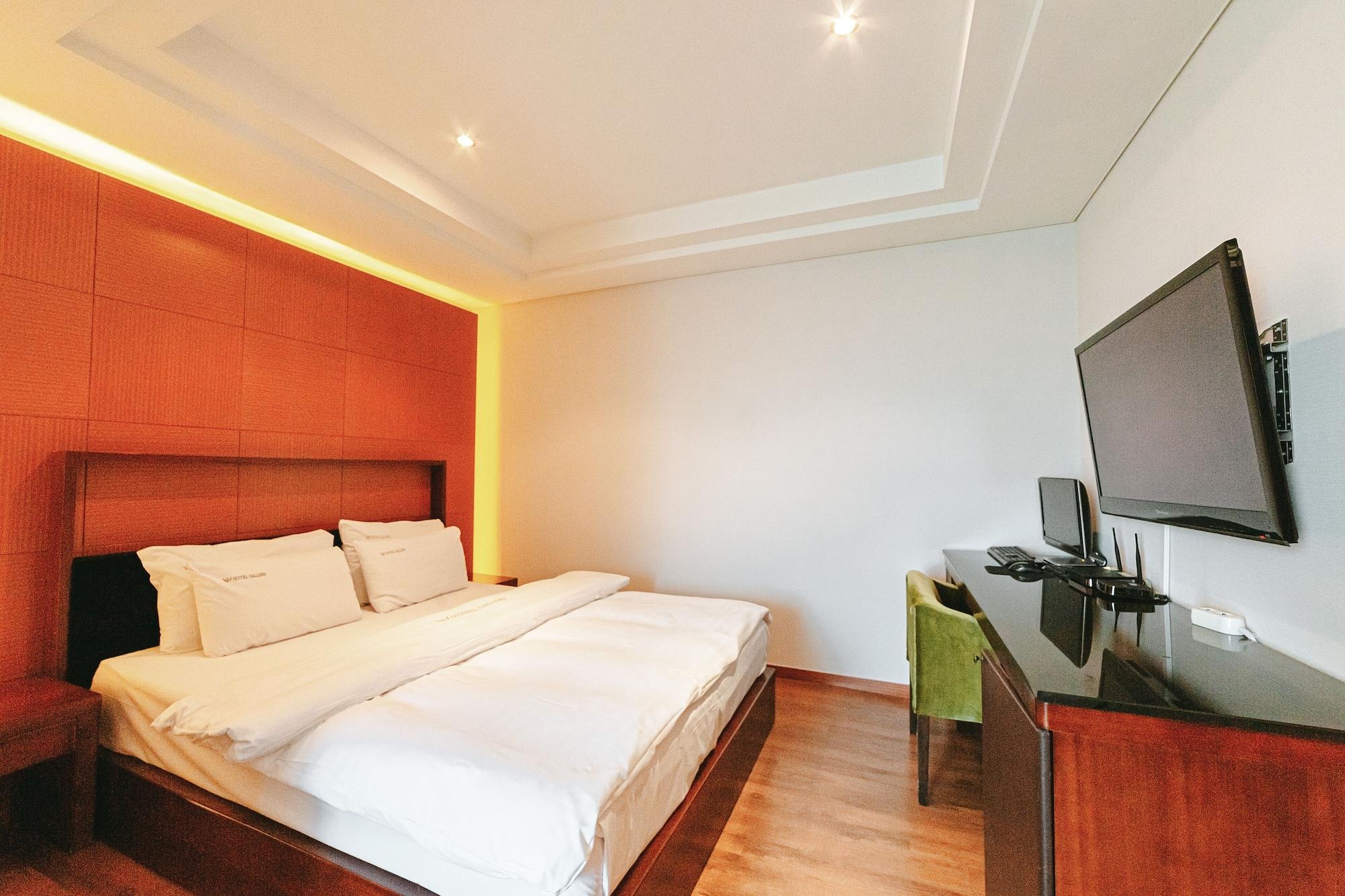 Gallery Tourist Hotel Tongyeong Ngoại thất bức ảnh