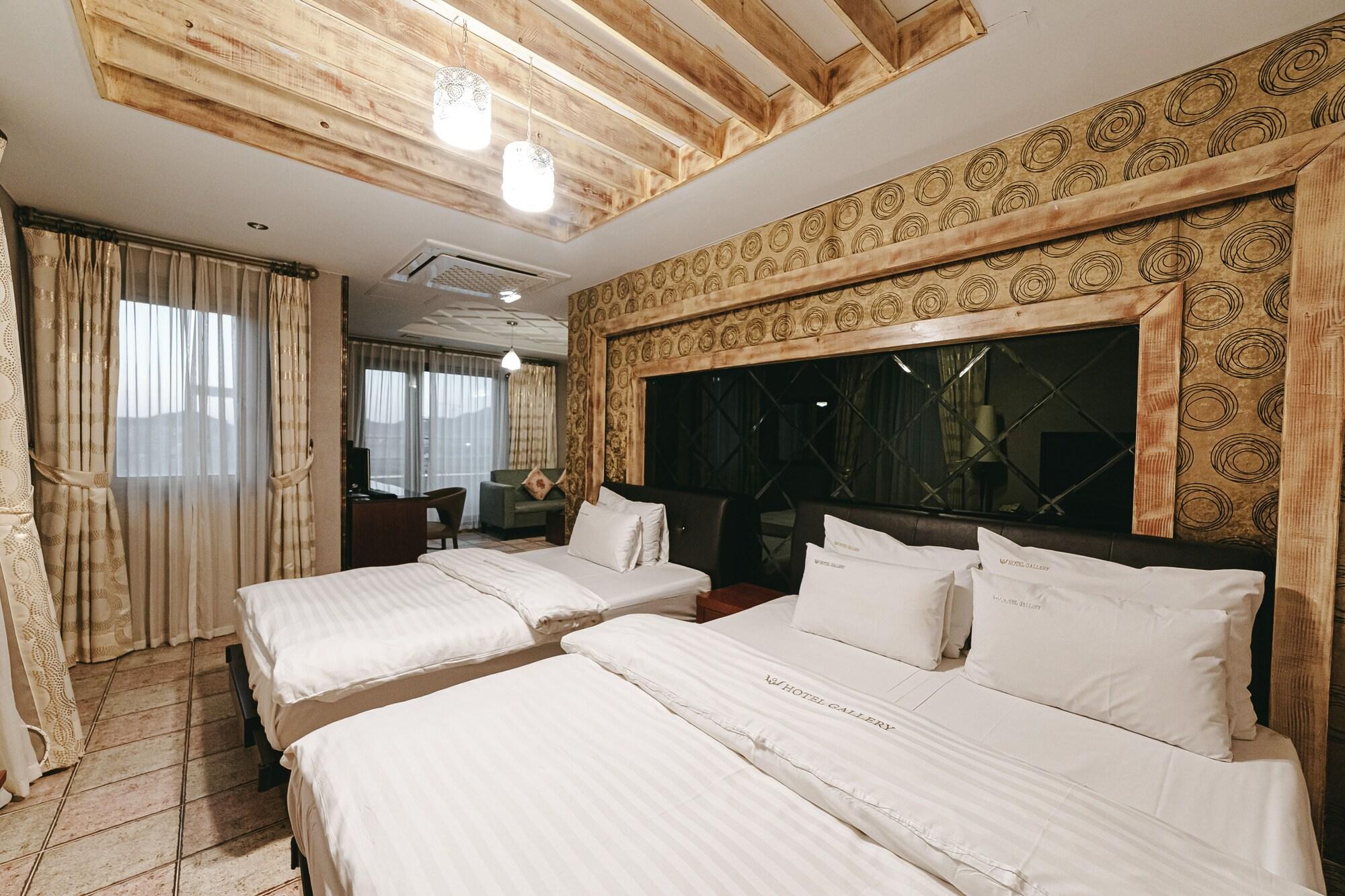 Gallery Tourist Hotel Tongyeong Ngoại thất bức ảnh
