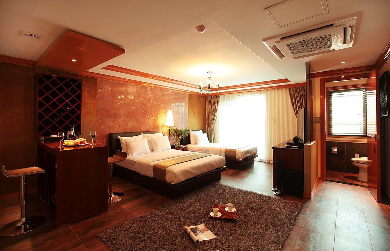 Gallery Tourist Hotel Tongyeong Ngoại thất bức ảnh