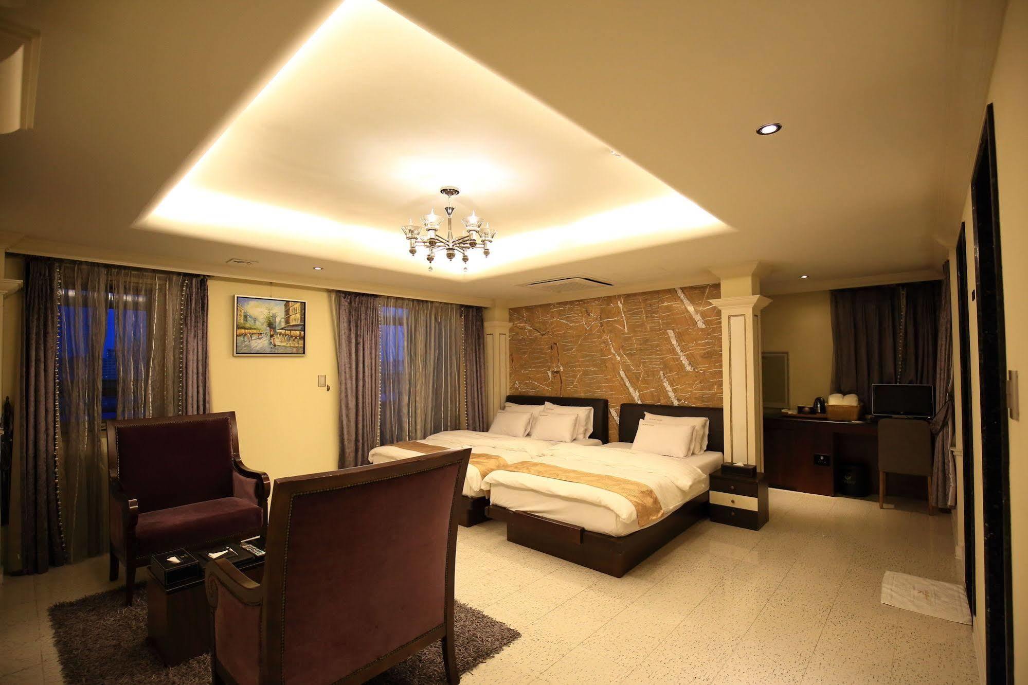 Gallery Tourist Hotel Tongyeong Ngoại thất bức ảnh